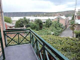 Гостевой дом My House Hotel Тбилиси Люкс с балконом-6